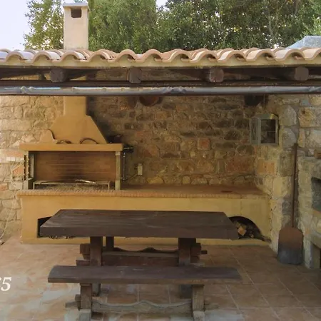 Rizomia 1865 بيت للعطل