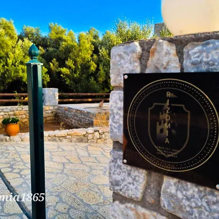 Rizomia 1865 Prázdninový dům Yerolimin