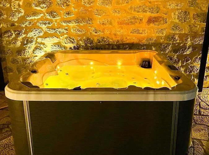 Rizomia 1865 펜션 *